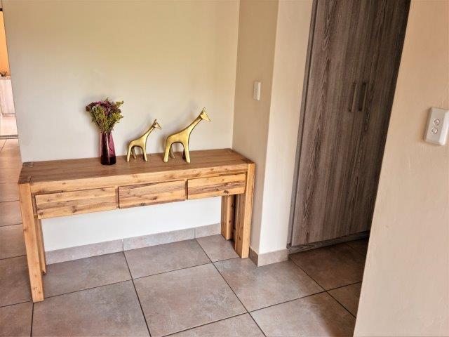 To Let 4 Bedroom Property for Rent in Melodie North West